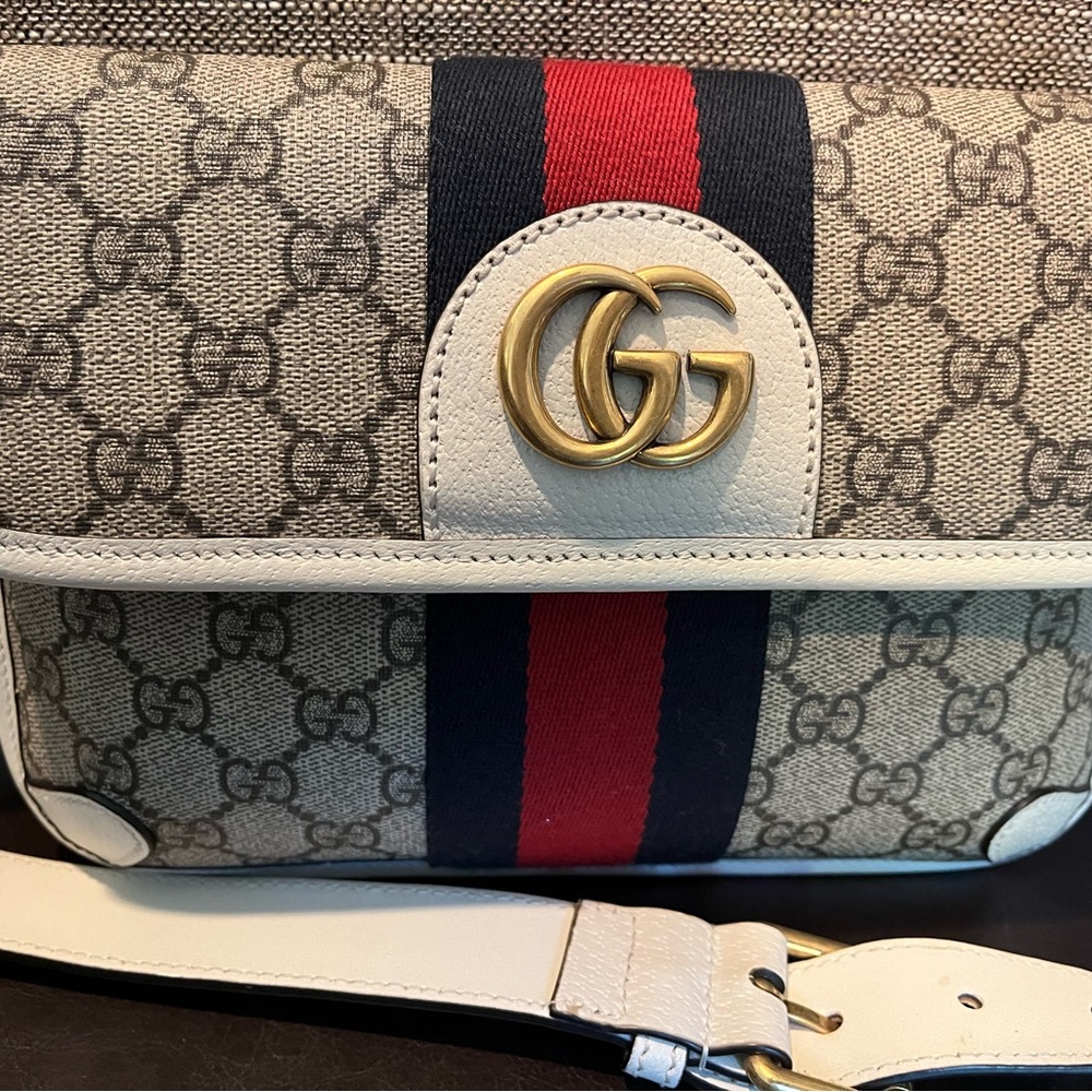 Gucci Beige and Red Crossbody Bag